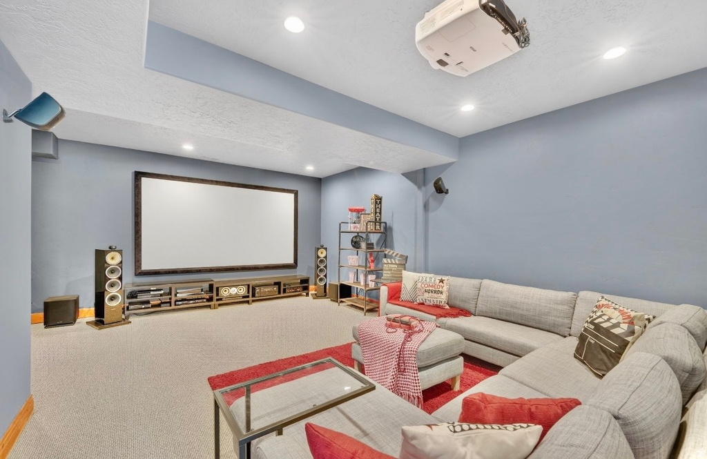 587 W CEPHUS RD Draper, UT 84020