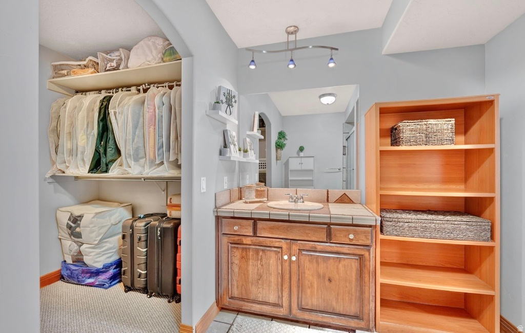 587 W CEPHUS RD Draper, UT 84020