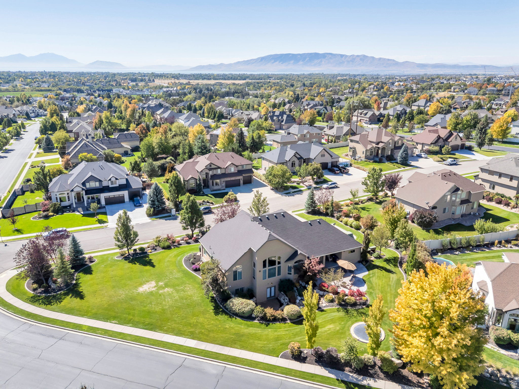 5852 W CENTURY HEIGHTS DR Highland, UT 84003