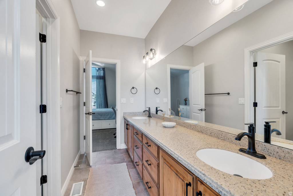 5852 W CENTURY HEIGHTS DR Highland, UT 84003