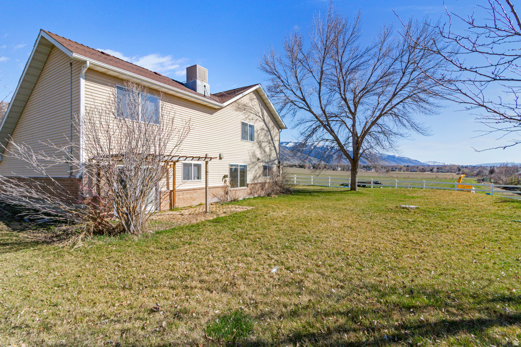 307 S 400 E Hyde Park, UT 84318
