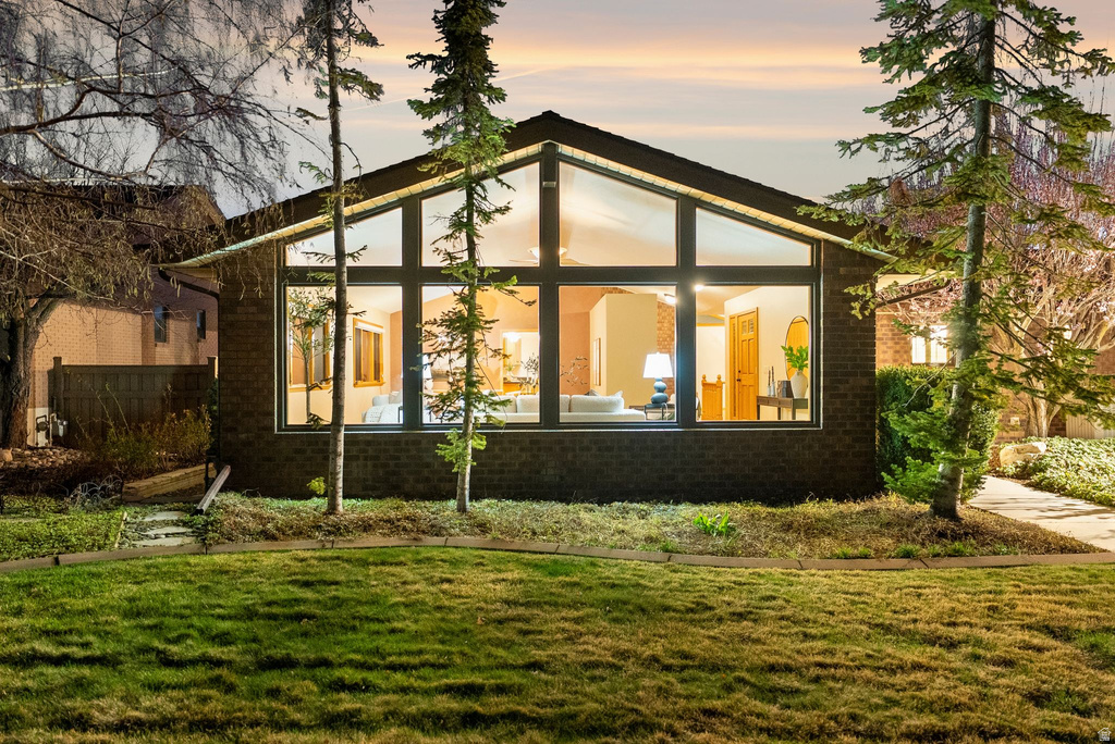 4004 S AURA DR Salt Lake City, UT 84124