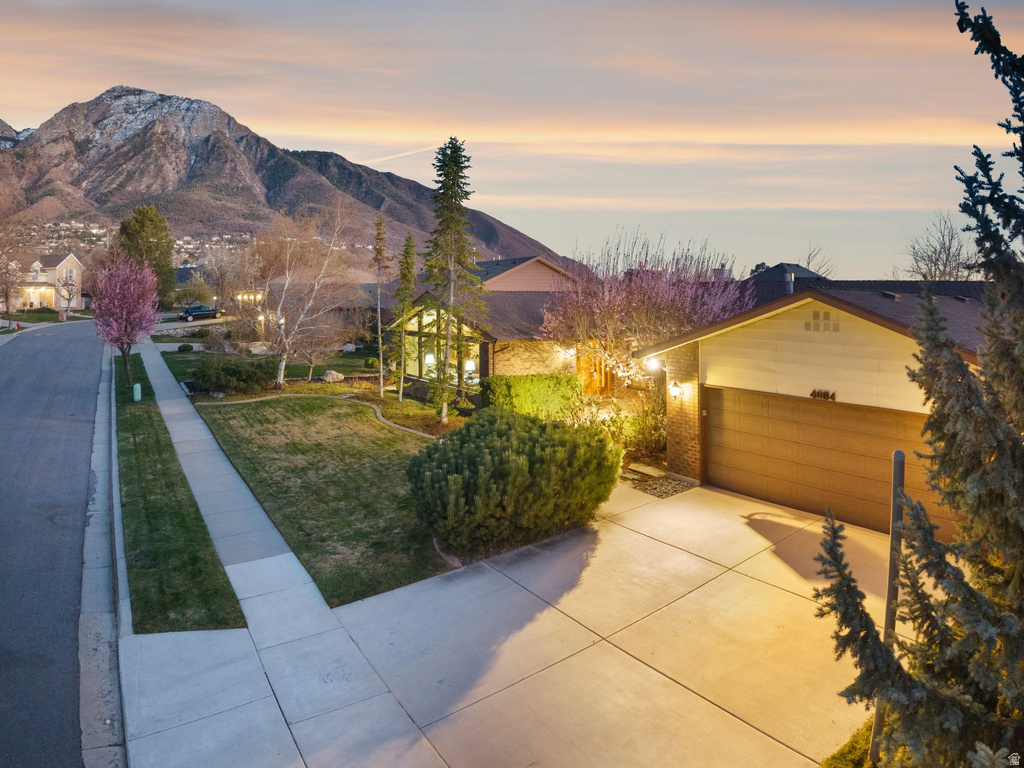 4004 S AURA DR Salt Lake City, UT 84124