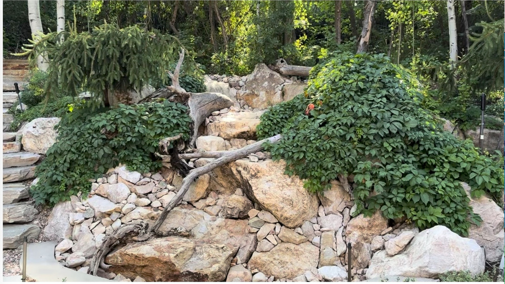 6195 CREEKSIDE DR Mountain Green, UT 84050