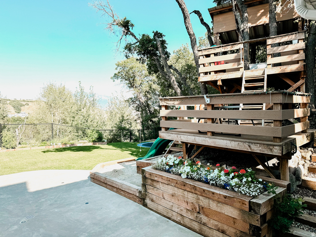 6195 CREEKSIDE DR Mountain Green, UT 84050