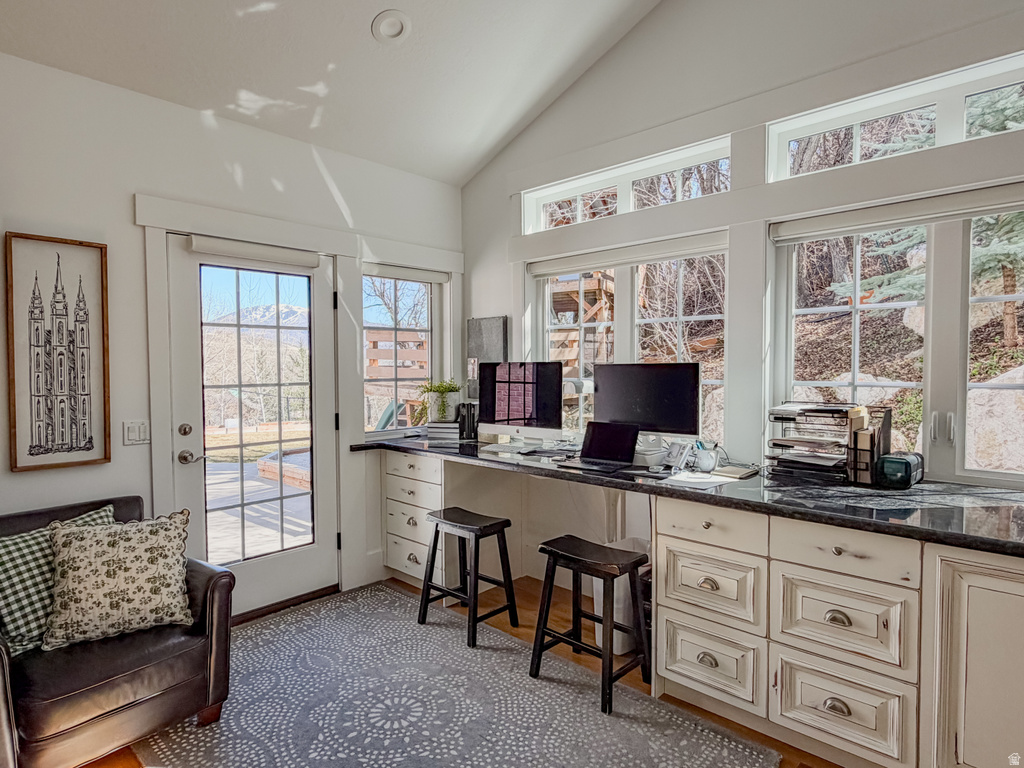 6195 CREEKSIDE DR Mountain Green, UT 84050