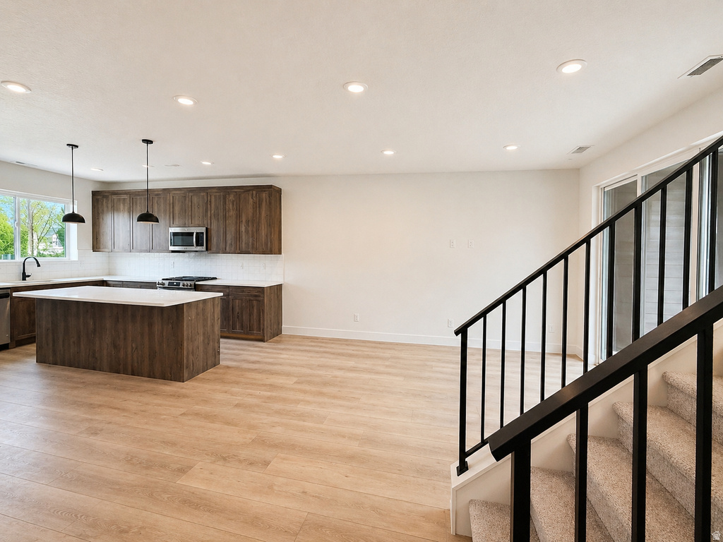 872 E BROOKSHADE LN #102 Murray, UT 84107