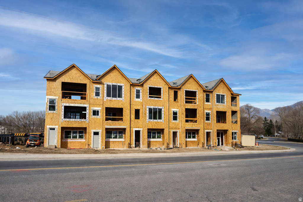 872 E BROOKSHADE LN #102 Murray, UT 84107