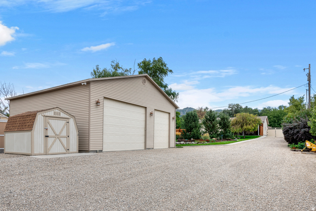 835 E CANYON BREEZE LN Draper, UT 84020