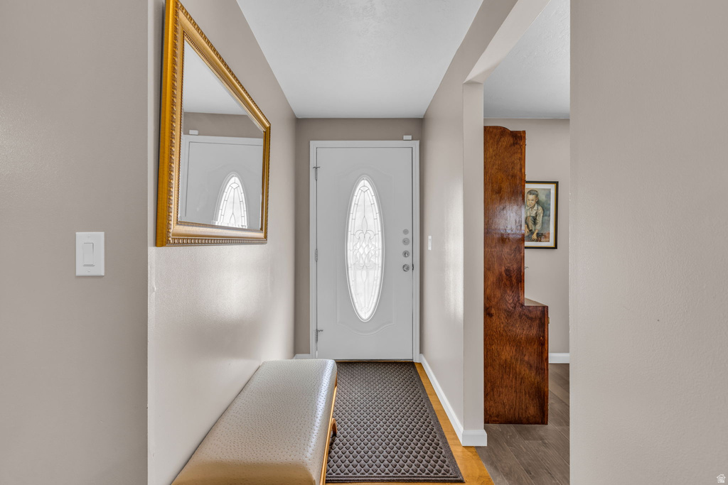 928 N 2075 W Farr West, UT 84404