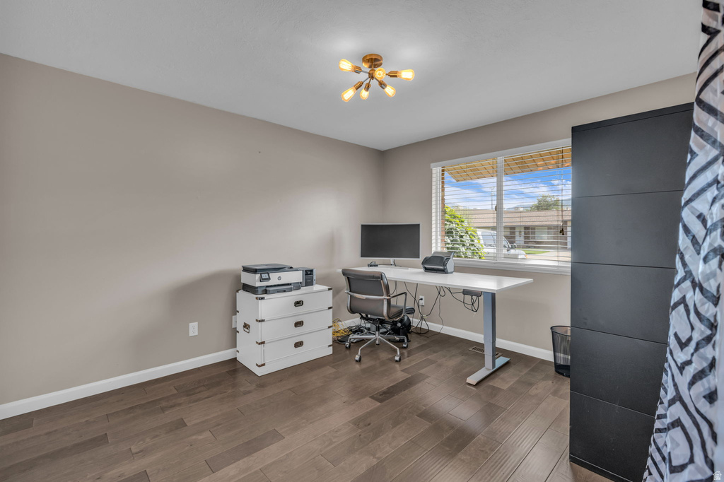 928 N 2075 W Farr West, UT 84404