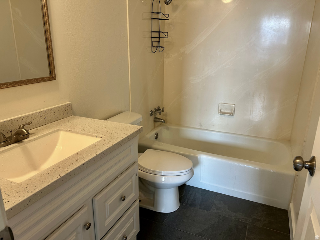 330 E 700 S #L-208 Salt Lake City, UT 84111