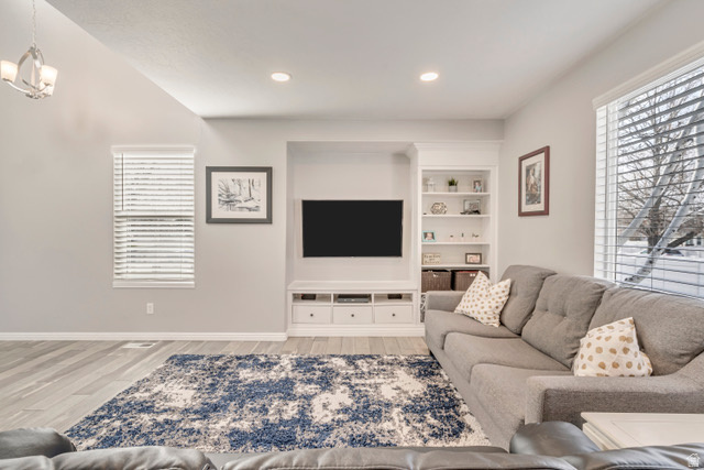 191 N CALAIS LN Stansbury Park, UT 84074