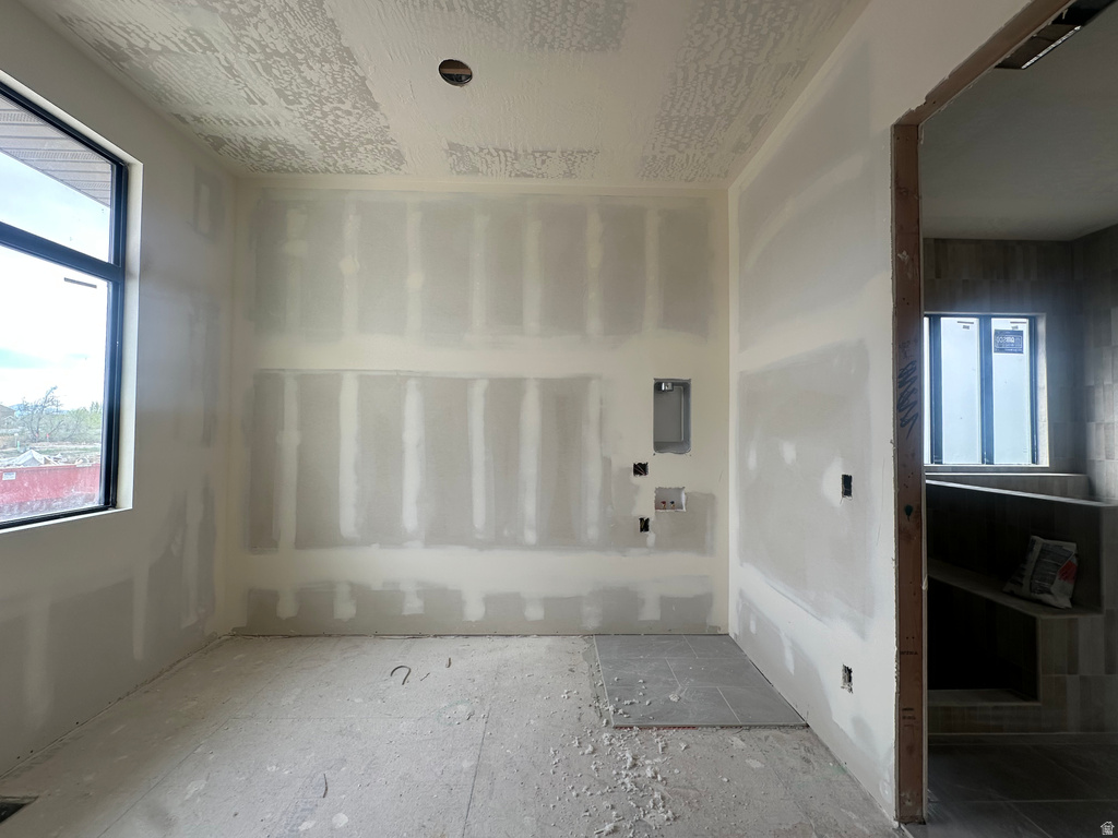 23 E 1500 S Farmington, UT 84025