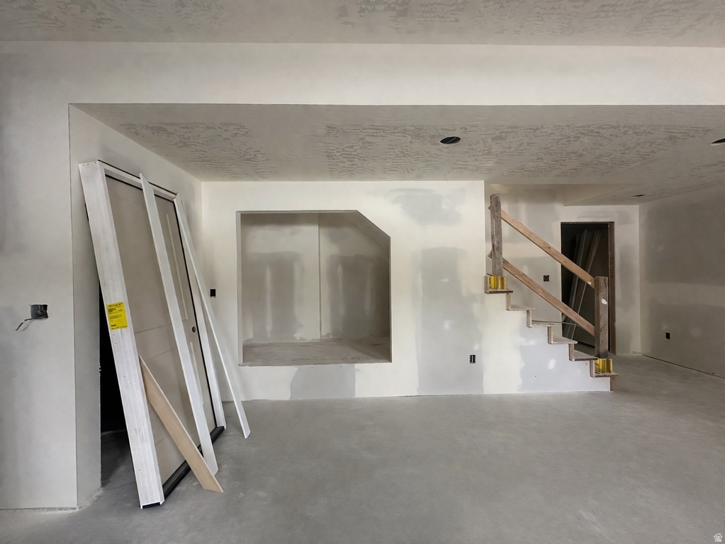 23 E 1500 S Farmington, UT 84025