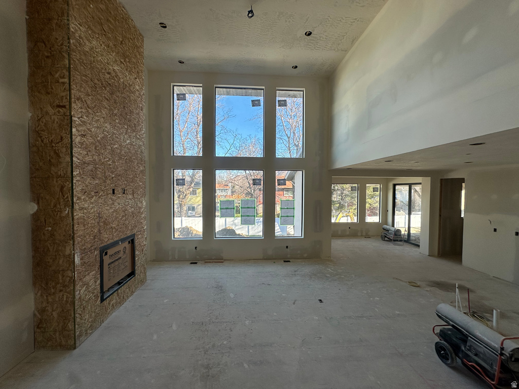 23 E 1500 S Farmington, UT 84025