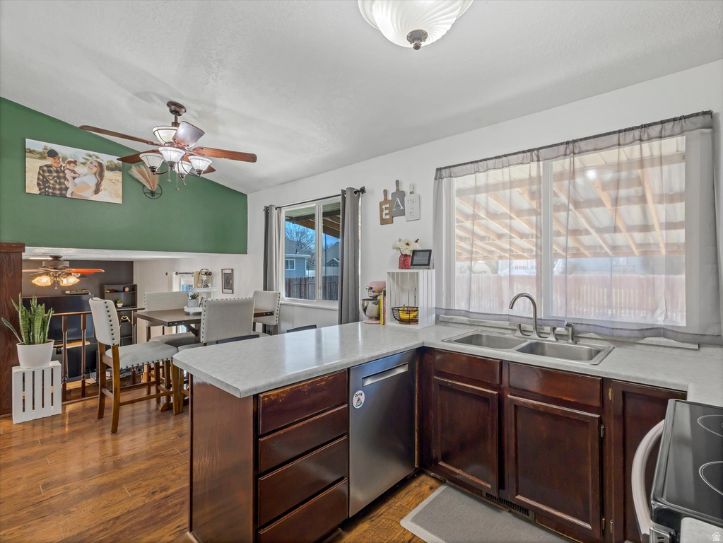 7843 W BRITTAIN DR Magna, UT 84044