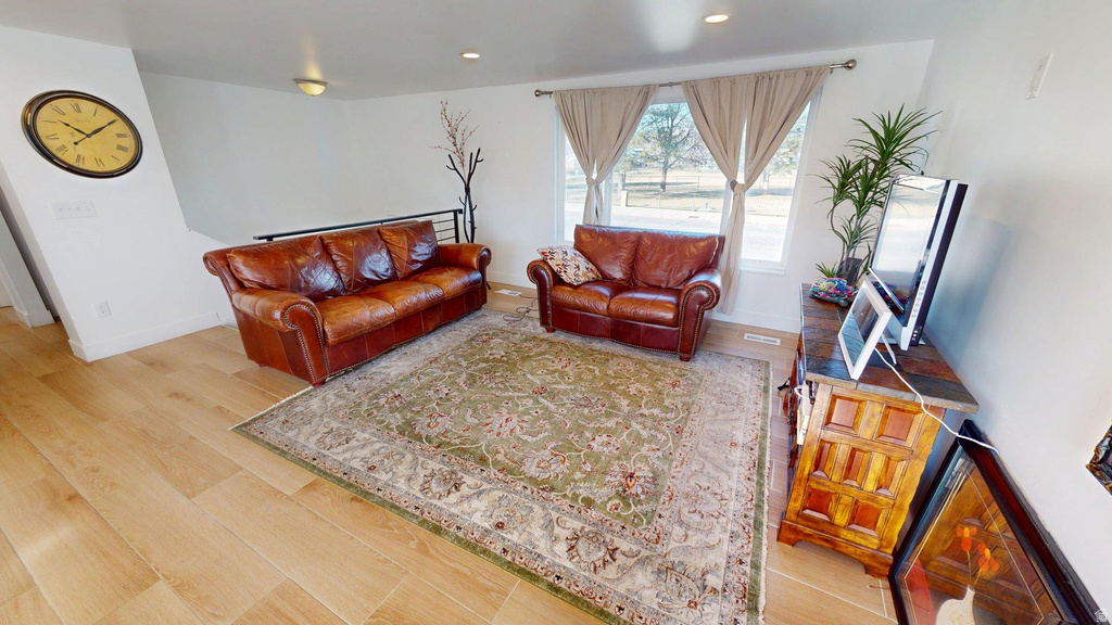 4929 S 1950 W Taylorsville, UT 84129