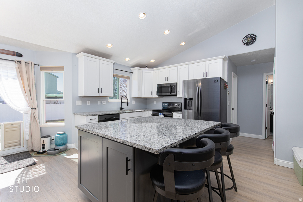 2579 W 3900 S Roy, UT 84067