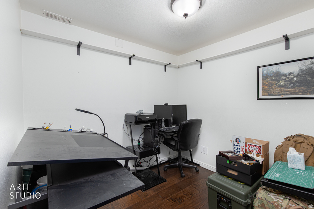 2579 W 3900 S Roy, UT 84067