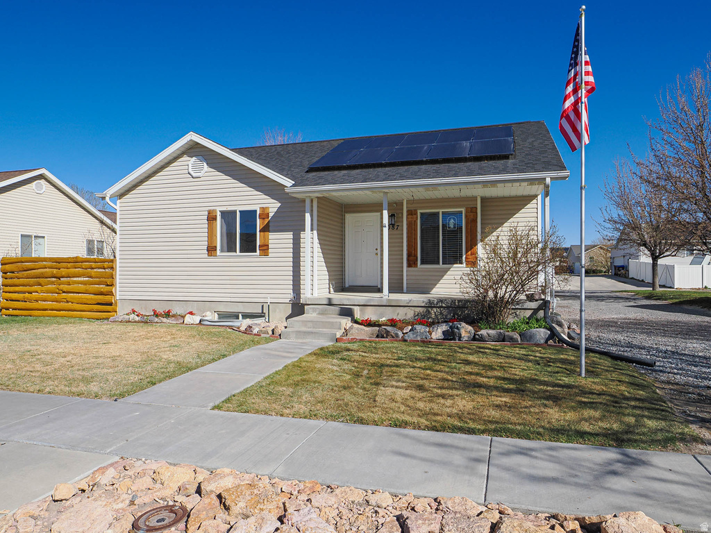 2087 E WEEPING WILLOW WAY Eagle Mountain, UT 84005