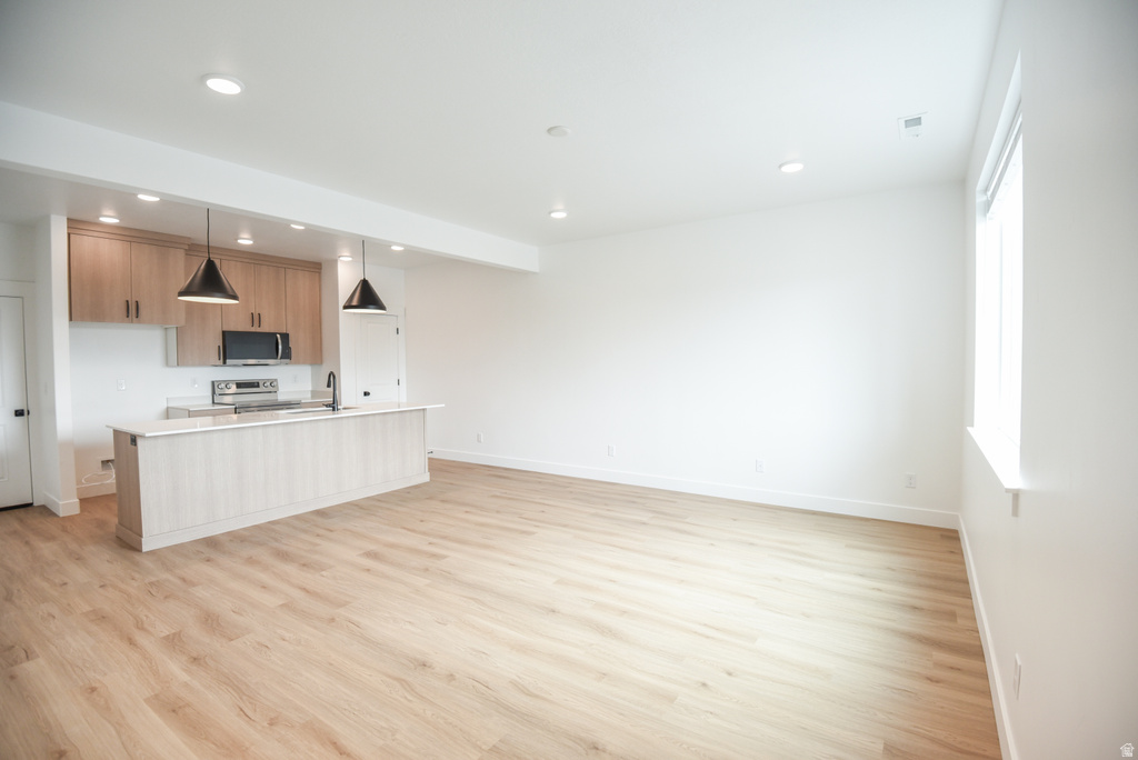 858 W ALTURA VISTA LN Logan, UT 84321