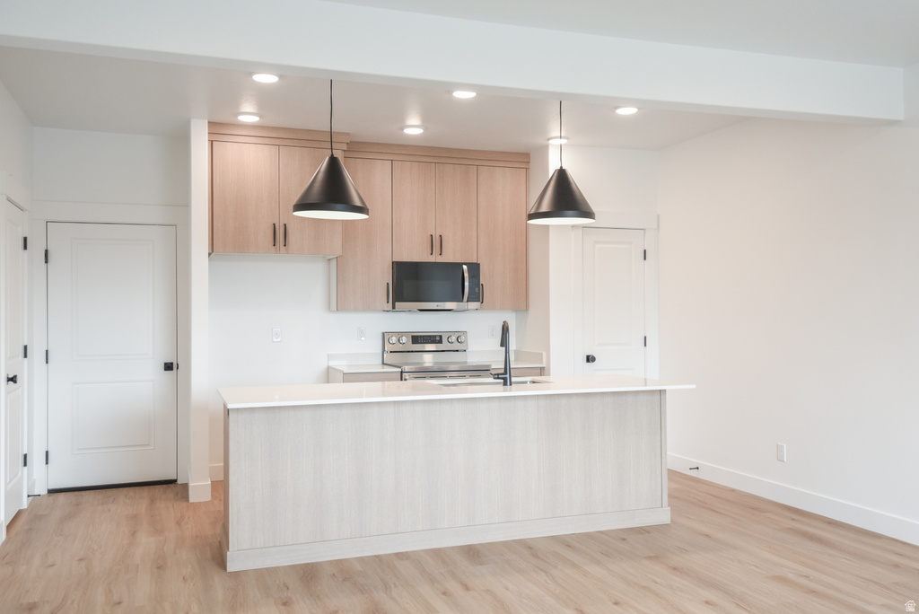 858 W ALTURA VISTA LN Logan, UT 84321