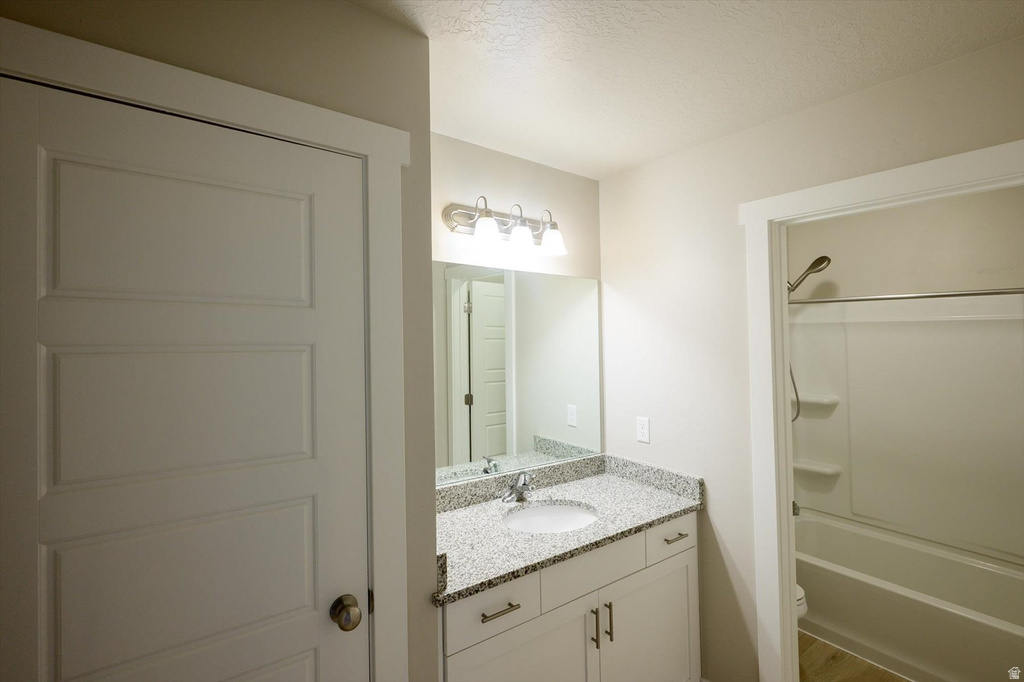 8078 N CLYDESDALE DR Eagle Mountain, UT 84005