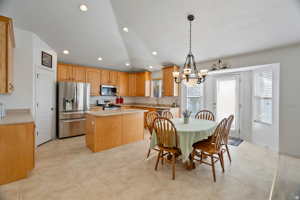 8332 S SADDLE OAKS CT West Jordan, UT 84081