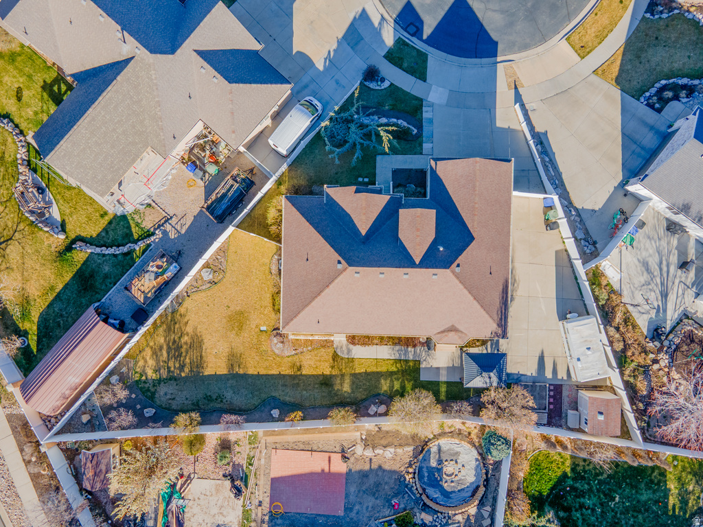 8332 S SADDLE OAKS CT West Jordan, UT 84081