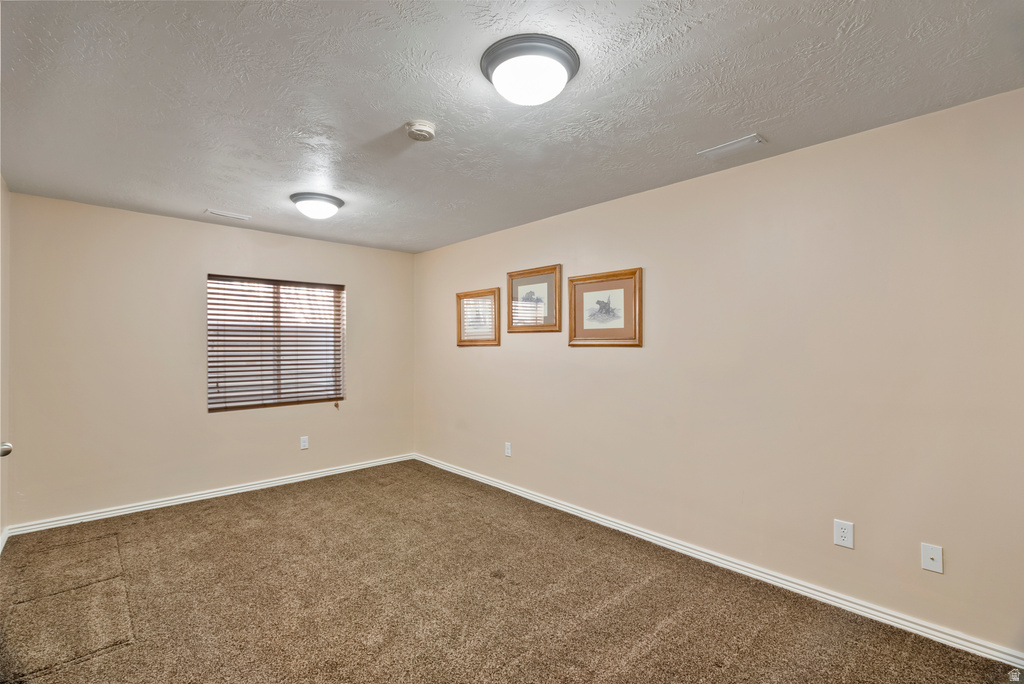 8332 S SADDLE OAKS CT West Jordan, UT 84081