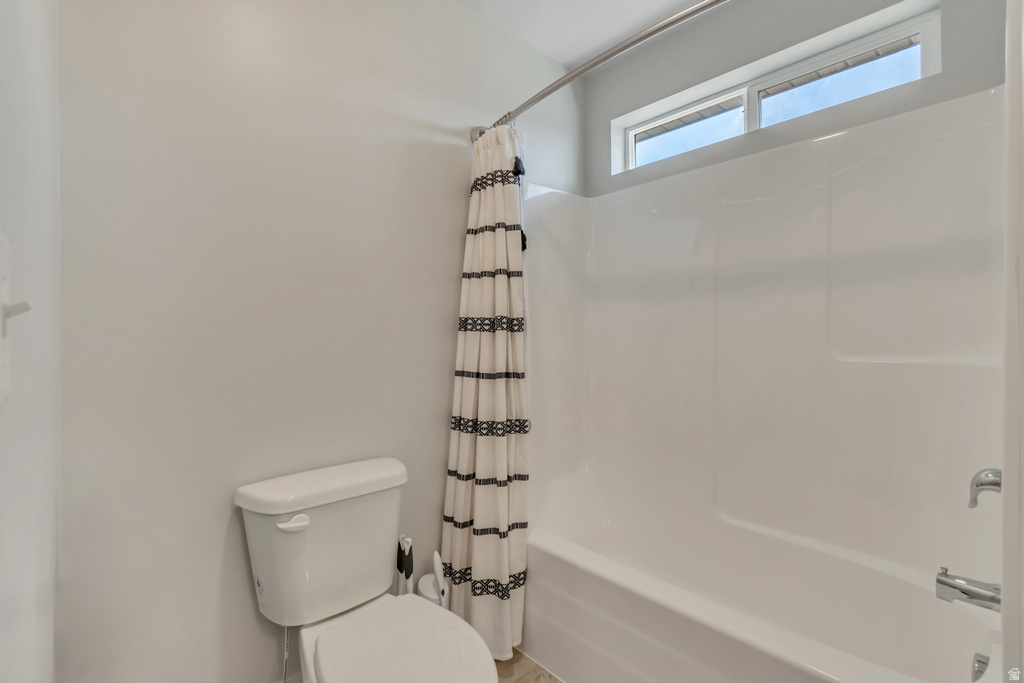 90 E CRANER PEAK DR Eagle Mountain, UT 84005