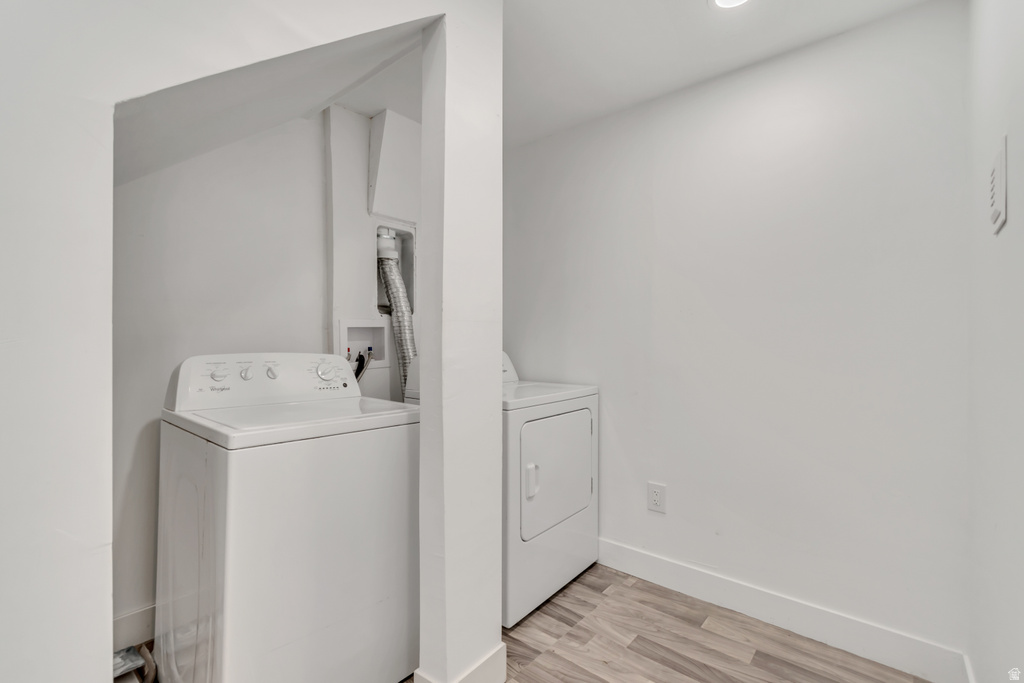 90 E CRANER PEAK DR Eagle Mountain, UT 84005