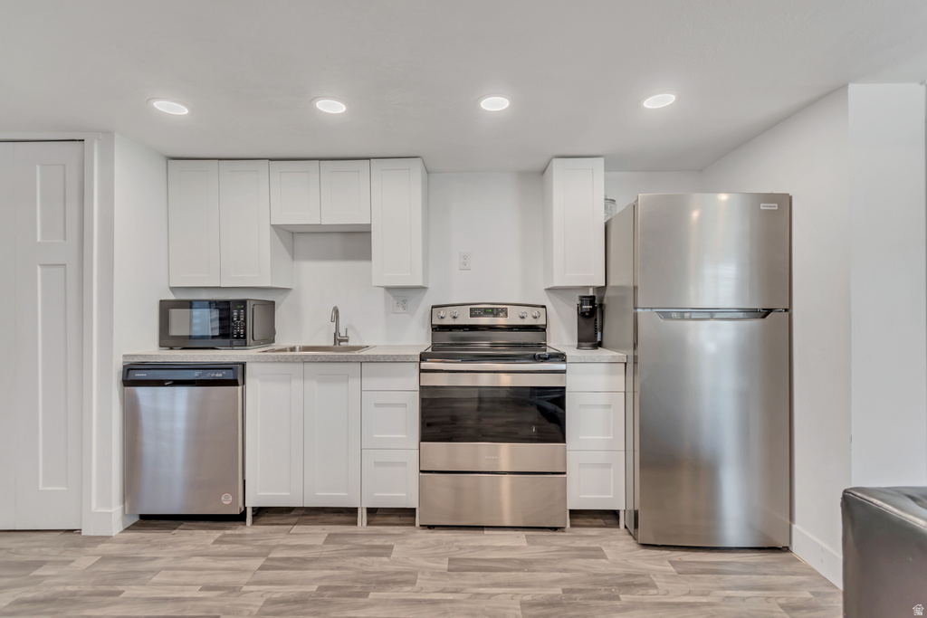 90 E CRANER PEAK DR Eagle Mountain, UT 84005