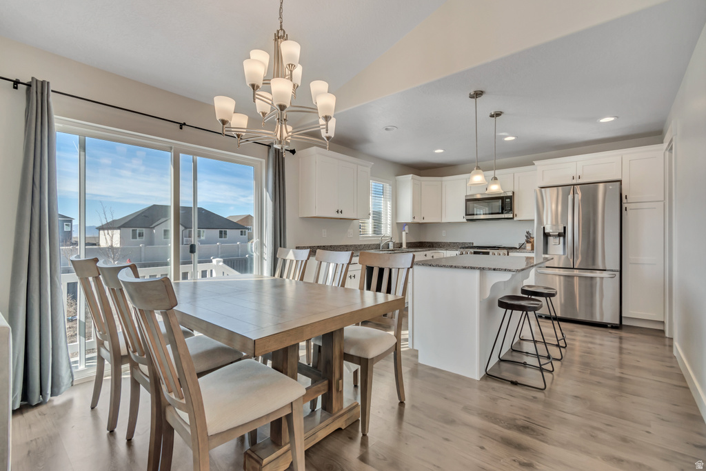 90 E CRANER PEAK DR Eagle Mountain, UT 84005