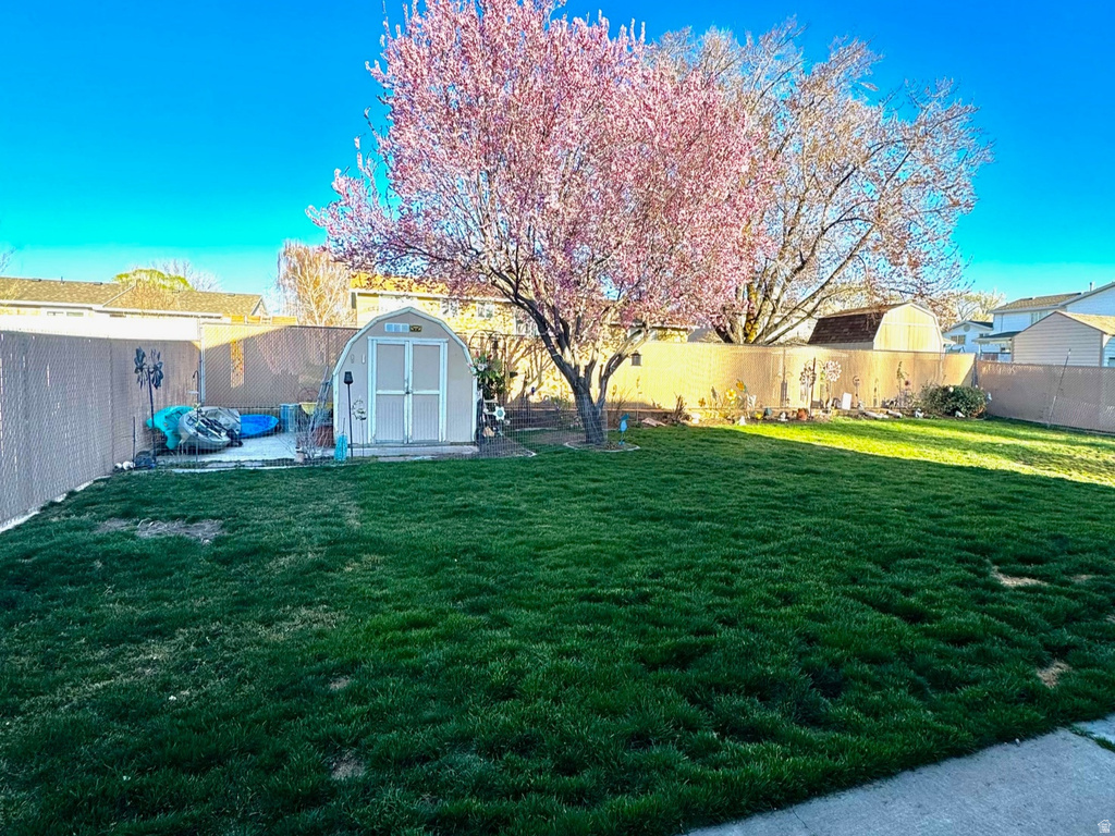 1616 N 725 W Clinton, UT 84015