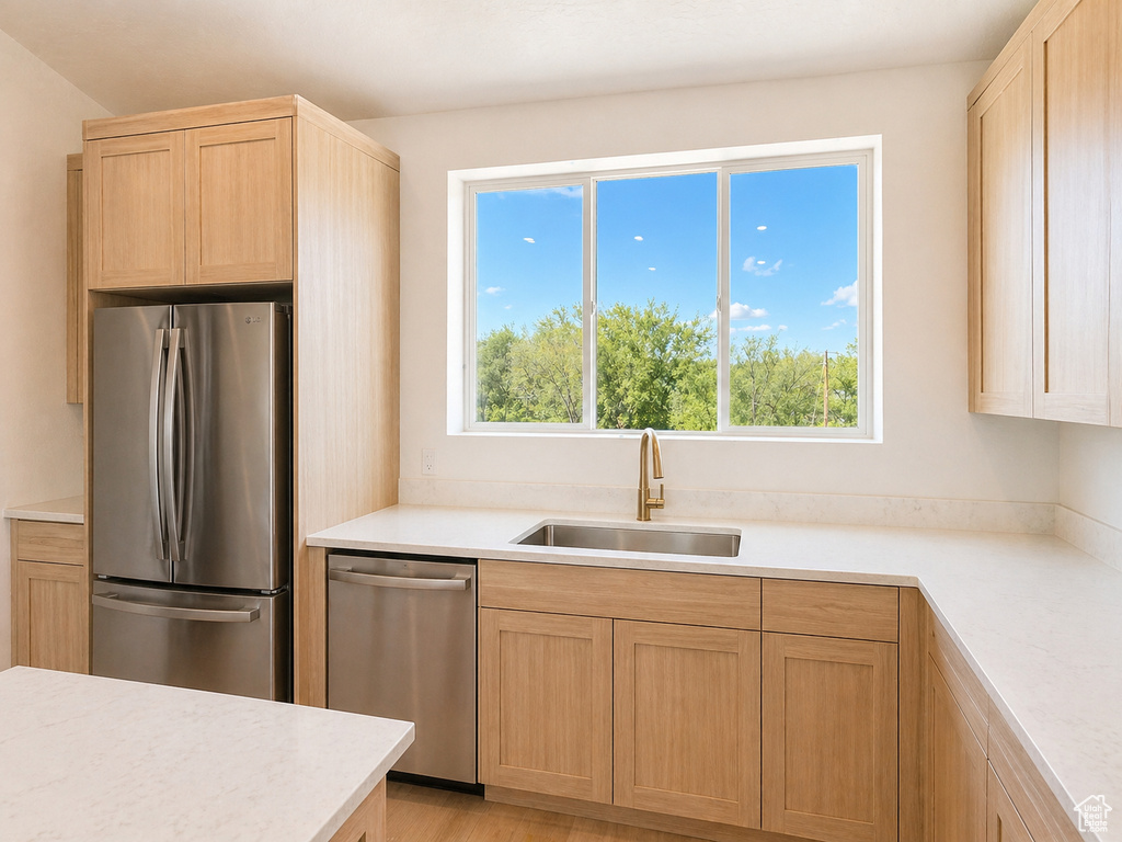868 E BROOKSHADE LN #103 Murray, UT 84107
