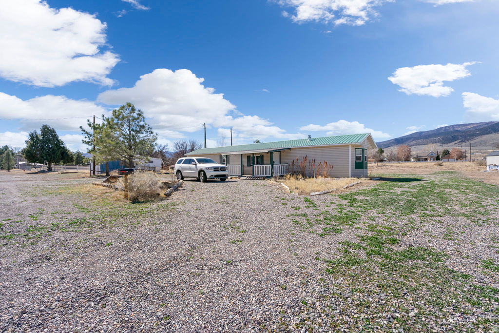 225 N 100 E Joseph, UT 84739