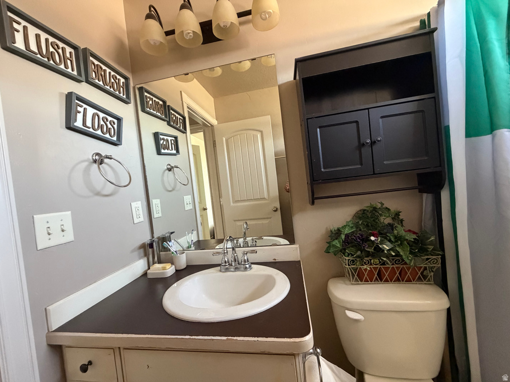 640 E 600 N Roosevelt, UT 84066