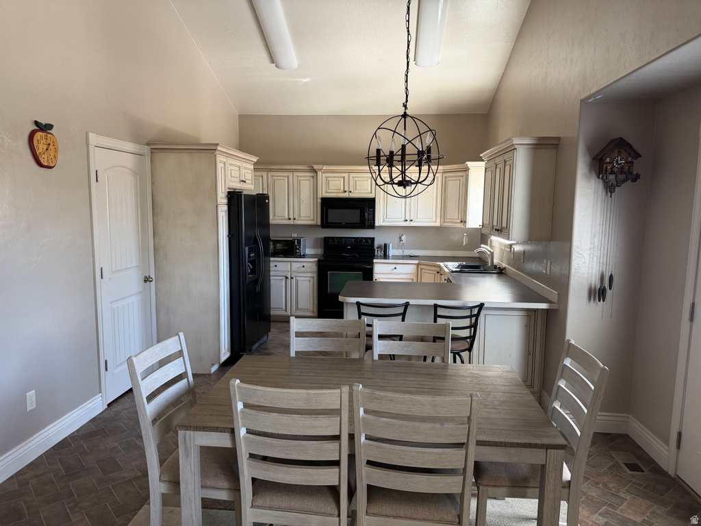 640 E 600 N Roosevelt, UT 84066