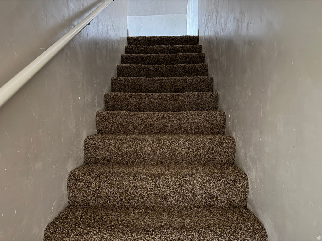 640 E 600 N Roosevelt, UT 84066