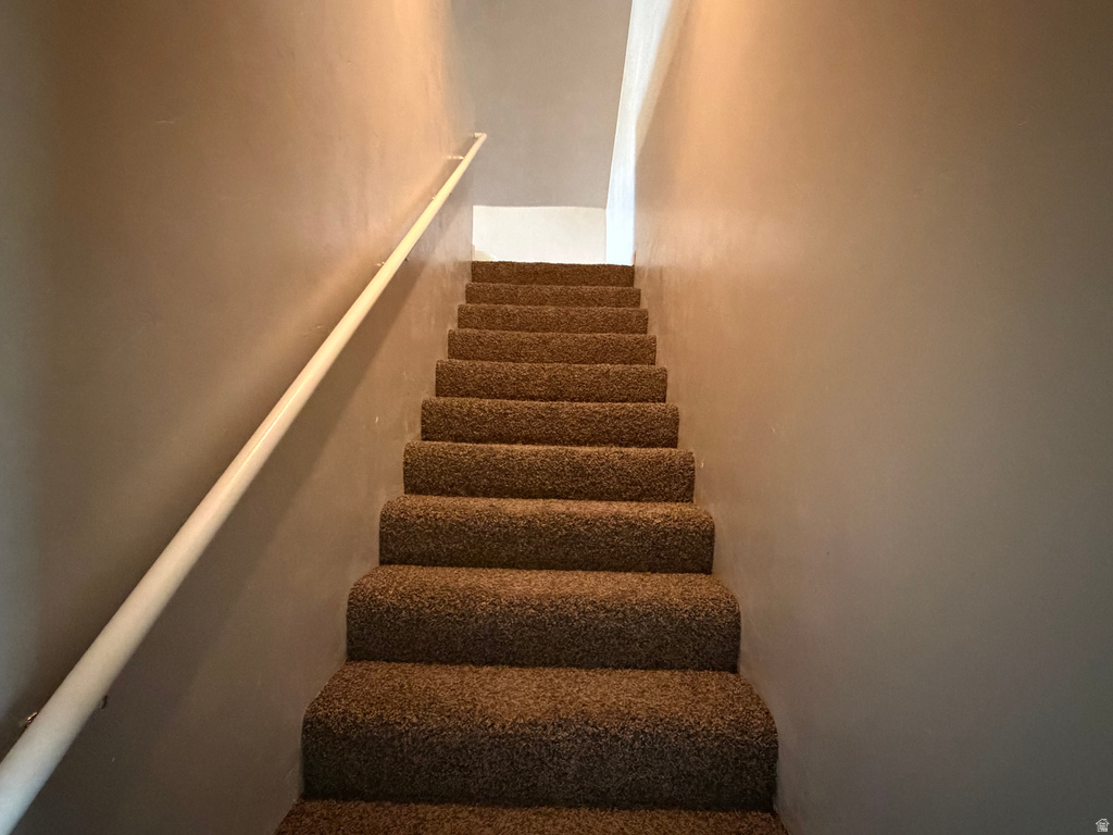 640 E 600 N Roosevelt, UT 84066