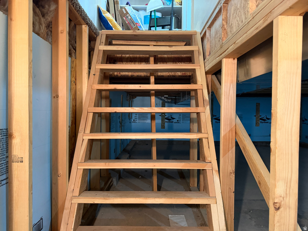 640 E 600 N Roosevelt, UT 84066