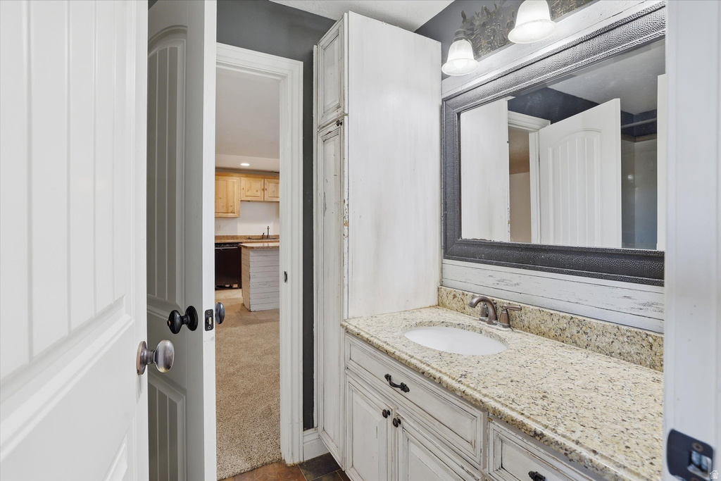 3694 S 4975 W West Haven, UT 84401