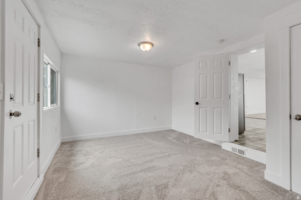 2041 W 3100 S West Valley City, UT 84119