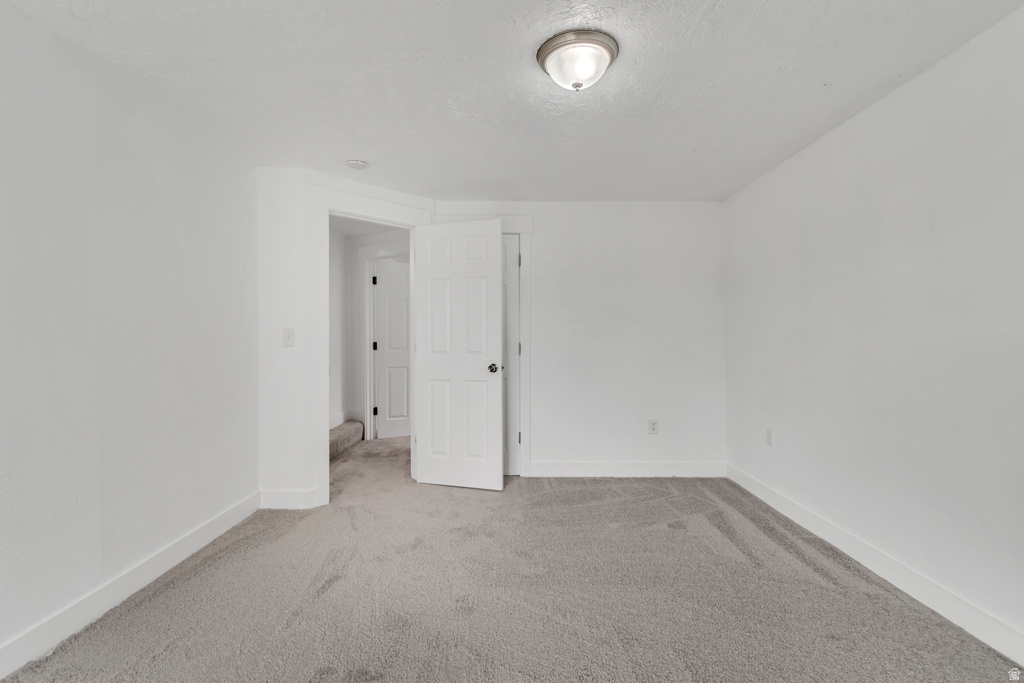 2041 W 3100 S West Valley City, UT 84119