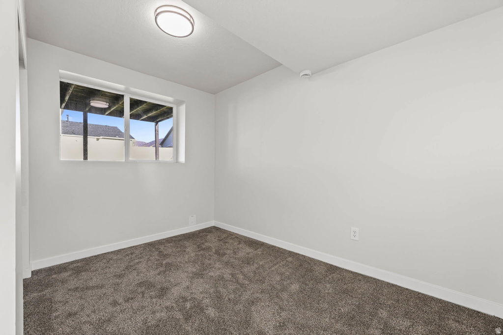 936 N 580 E Tooele, UT 84074