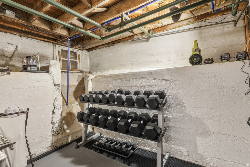 1139 E 900 ST Salt Lake City, UT 84105