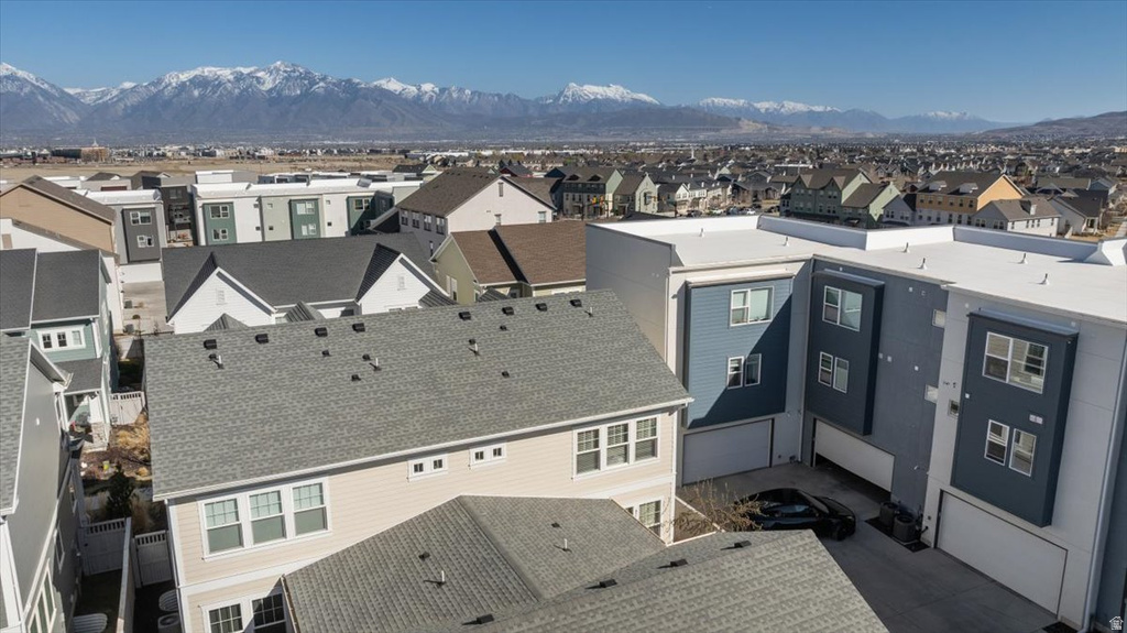 6321 W MOON DR South Jordan, UT 84009