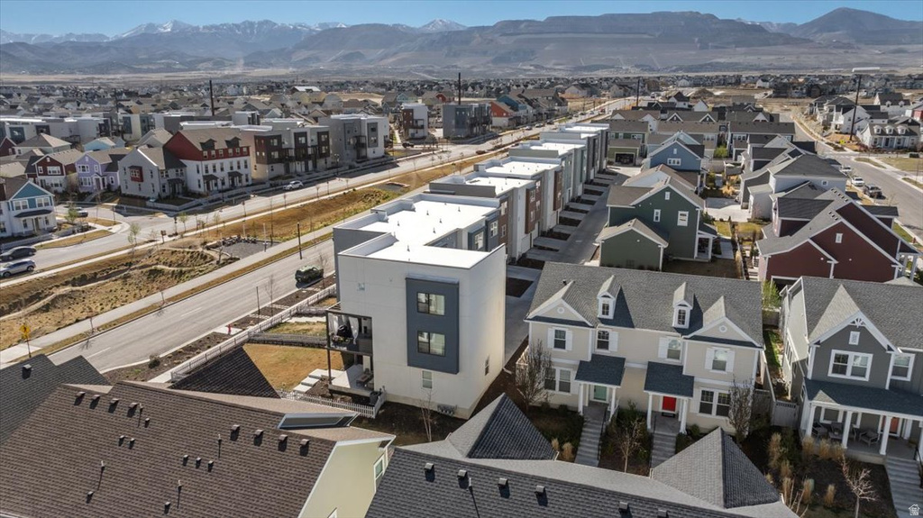 6321 W MOON DR South Jordan, UT 84009